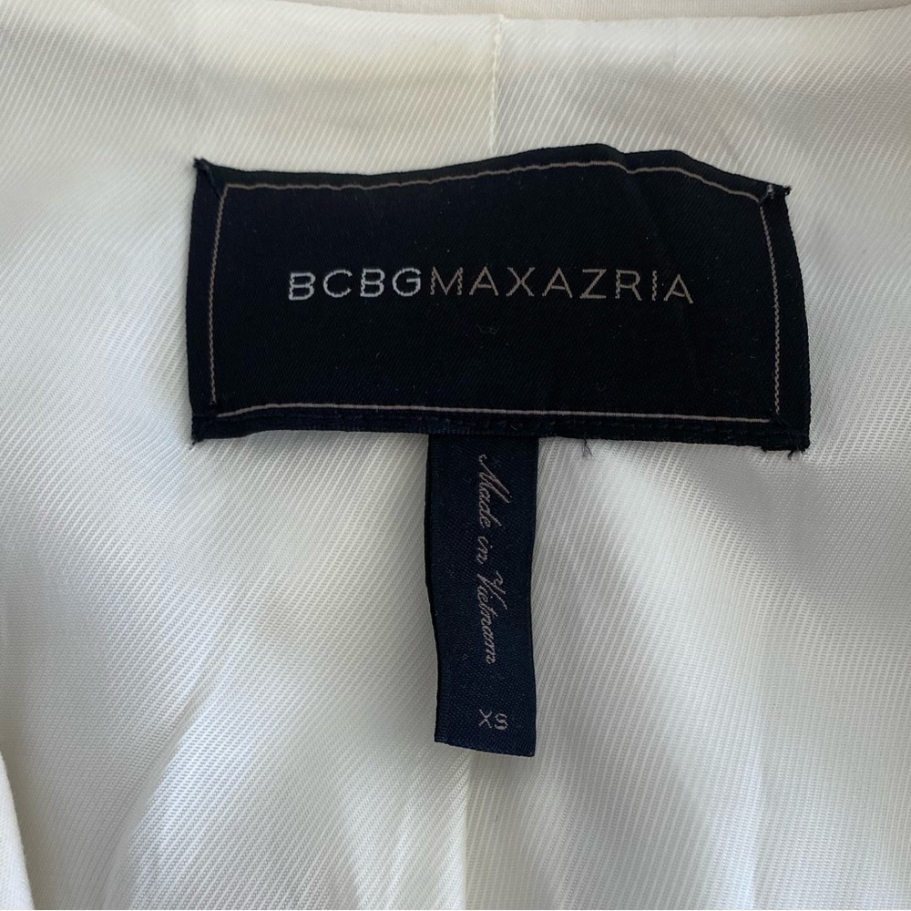 BCBG “Fay” Blazer in Gardenia - Picture 6 of 13